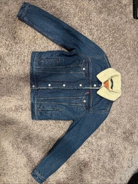 Levi’s Sherpa Trucker Jacket